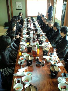 081213_1249~法事の会食.jpg